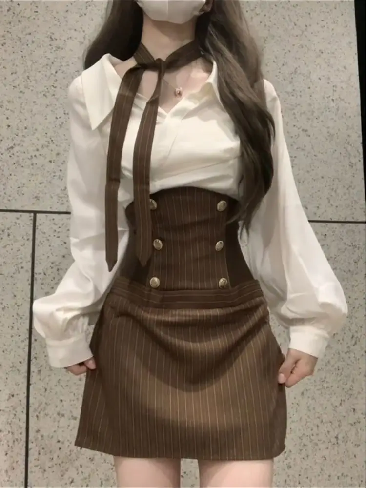 Fashion All-match Lapel Neck Long Sleeve Shirts Women+ Y2k Slim Waist A-line Skirts Spring Autumn New Two Piece Sets
Fashion All-match Lapel Neck Long Sleeve Shirts Women+ Y2k Slim Waist A-line Skirts Spring Autumn New Two Piece Sets