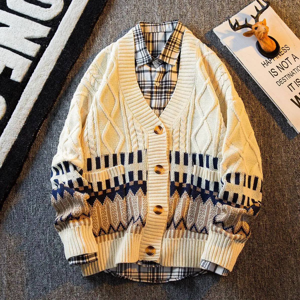 V-Ne Splice Ethnic Sle Couple Knitwear Men Winter Lazy Sle Knitted Sweater Jaet Loose Fit Casual Youthful Energy
V-Ne Splice Ethnic Sle Couple Knitwear Men Winter Lazy Sle Knitted Sweater Jaet Loose Fit Casual Youthful Energy