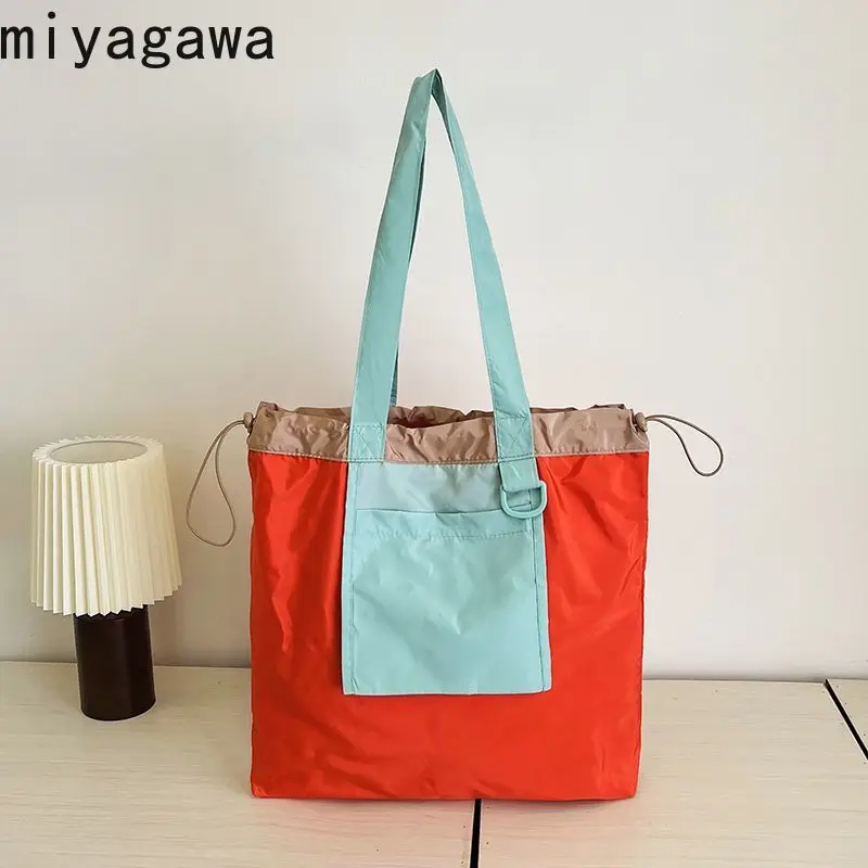 Miyagawa Splicing Contrasting Color Tote Bag Large Capacity Korean Handbag Waterproof Nylon Student Single Shoulder Canvas Bags
Miyagawa Splicing Contrasting Color Tote Bag Large Capacity Korean Handbag Waterproof Nylon Student Single Shoulder Canvas Bags