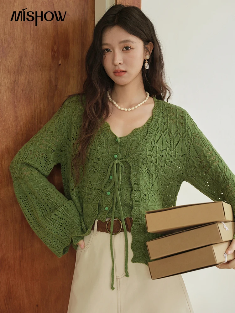 MISHOW Women's Wool Knitted Suit Autumn 2025 Flared Sleeves Lace-up Cardigan Single-breasted Camisole Two-piece Set MXE42T0717
MISHOW Women's Wool Knitted Suit Autumn 2025 Flared Sleeves Lace-up Cardigan Single-breasted Camisole Two-piece Set MXE42T0717