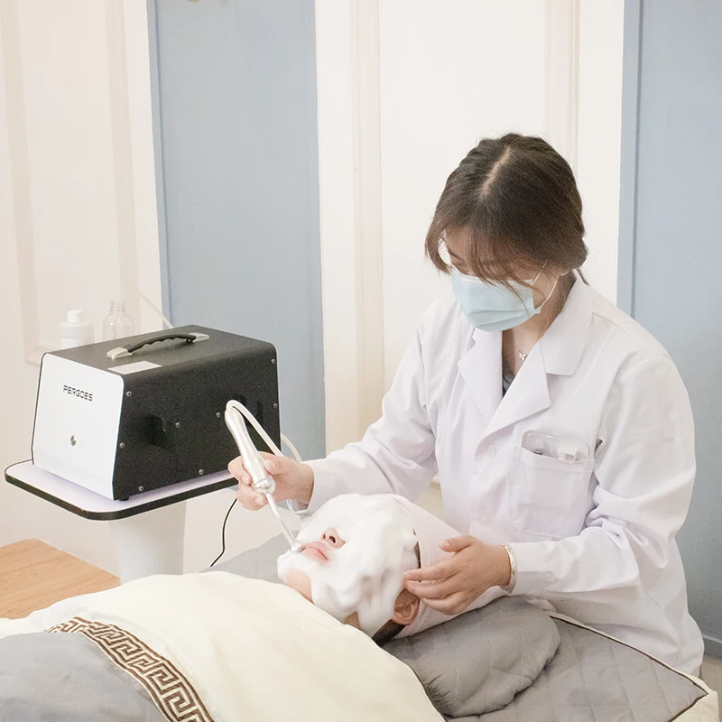 Magic Oxygen Bubble Machine Instrument Facial Mite Removal, Pore Cleansing, Blackhead Removal, and Moisturizing Beauty Salon
Magic Oxygen Bubble Machine Instrument Facial Mite Removal, Pore Cleansing, Blackhead Removal, and Moisturizing Beauty Salon