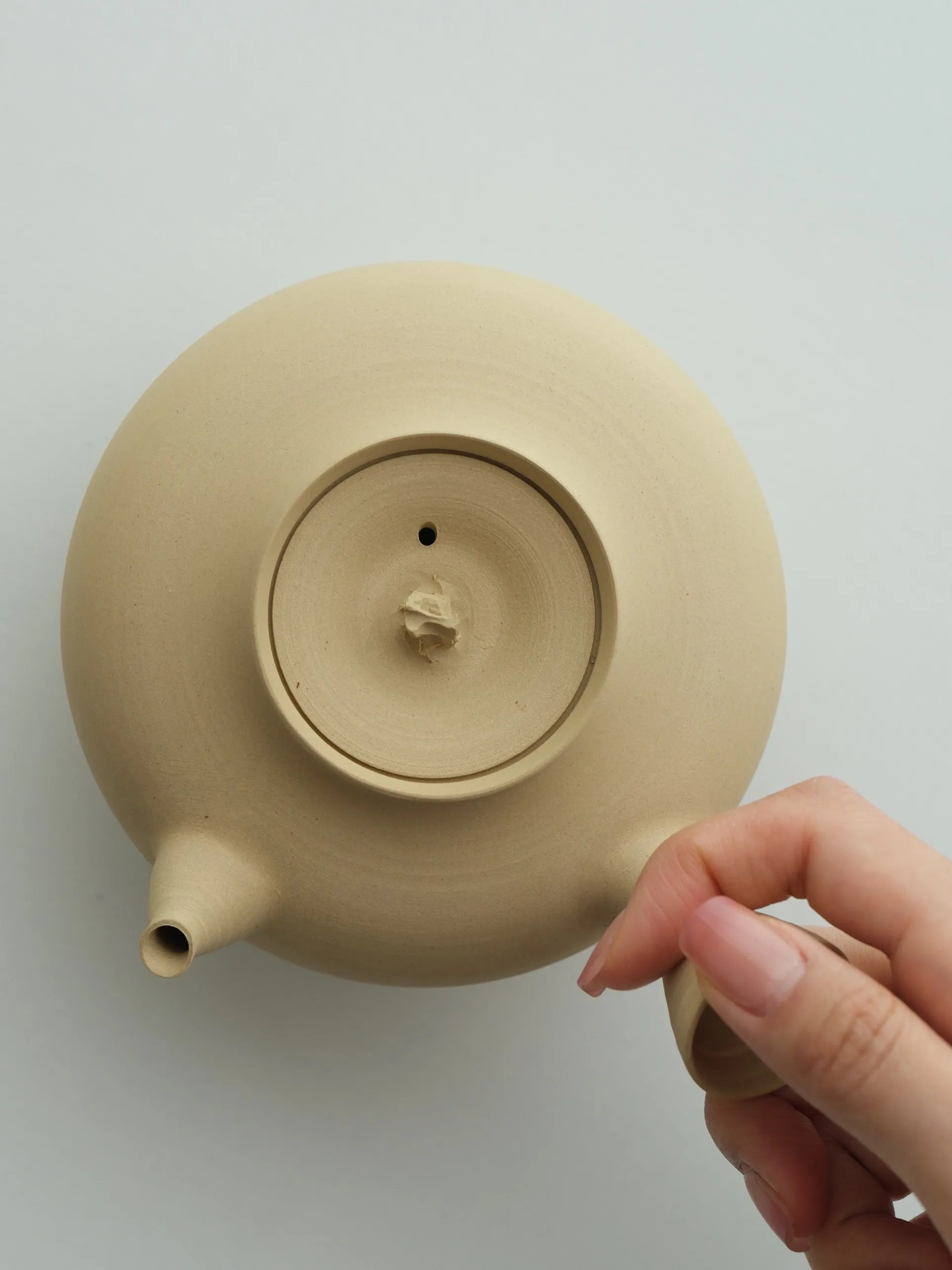 Handmade White Clay Sand Kettle for Tea Brewing Carbon Stove Test Handle Tea Brewing Pot Chinese Cercs Tea Set for Busin
Handmade White Clay Sand Kettle for Tea Brewing Carbon Stove Test Handle Tea Brewing Pot Chinese Cercs Tea Set for Busin