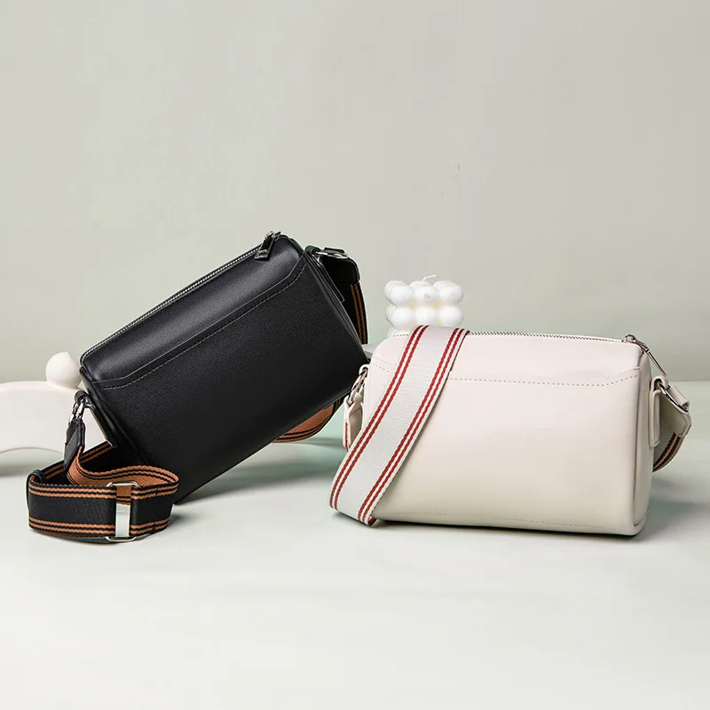 Ladies Fashion Crossbody Bags for Women High Capacity Flap Shoulder Bag Small PU Leather Messenger Bags Wide Strap Handbag Purse
Ladies Fashion Crossbody Bags for Women High Capacity Flap Shoulder Bag Small PU Leather Messenger Bags Wide Strap Handbag Purse