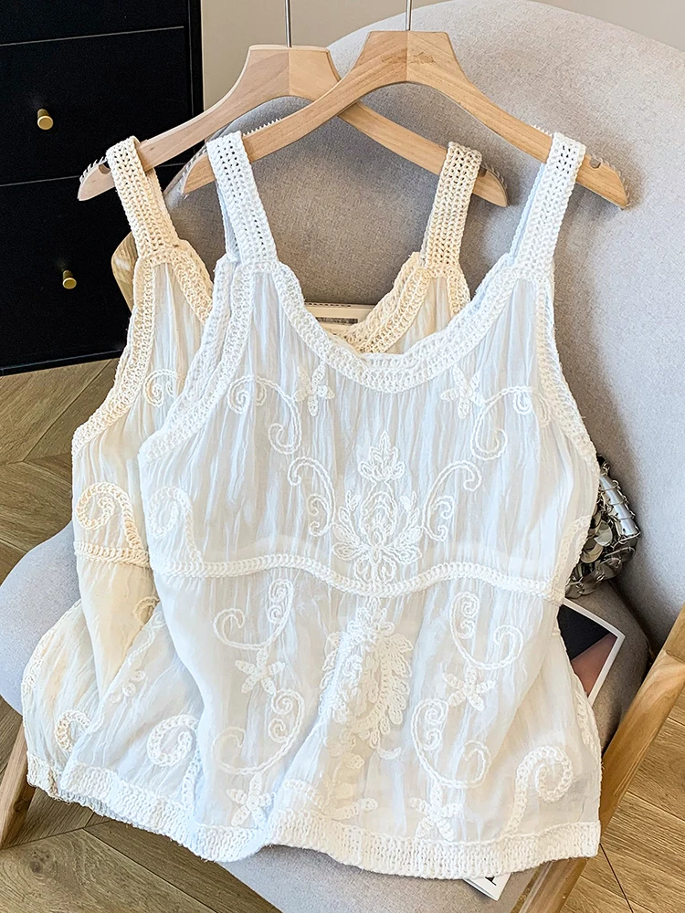 2026 New Style Beautiful Lace Hook Flower Thin Vest Women's Inner Wear Summer Loose Fit Polyester Fiber Embroidered Top
2026 New Style Beautiful Lace Hook Flower Thin Vest Women's Inner Wear Summer Loose Fit Polyester Fiber Embroidered Top
