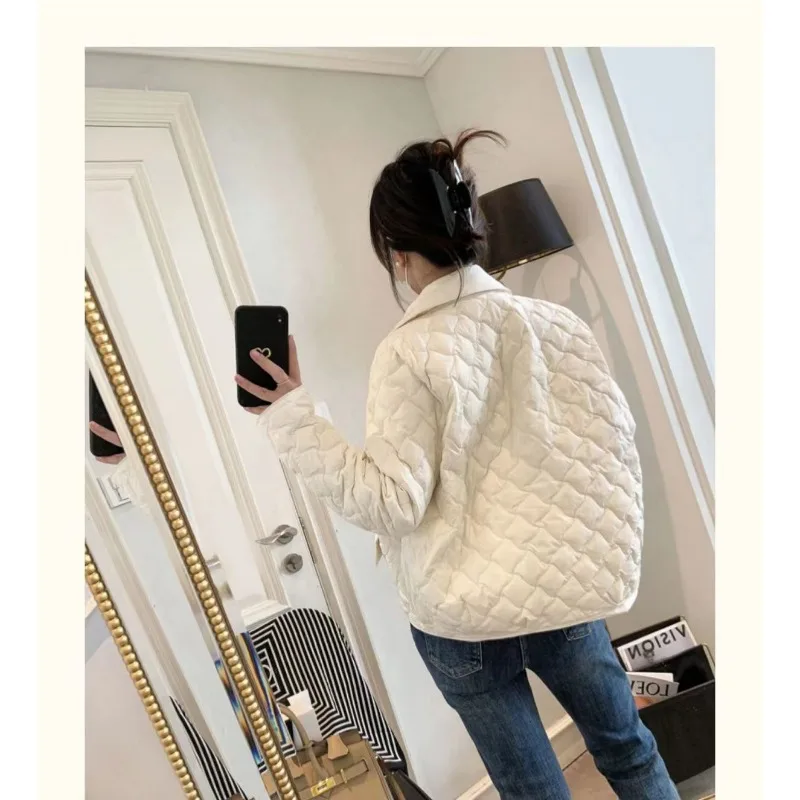 2025Autumn Winter Solid Lightweight Short Women Jacket Coat Loose Casual Warm Coat Women Temperament Outerwear
2025Autumn Winter Solid Lightweight Short Women Jacket Coat Loose Casual Warm Coat Women Temperament Outerwear