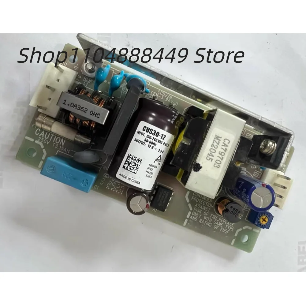 Плата питания переключателя лифта CUS30-12-2,5A Z59LX-83
Плата питания переключателя лифта CUS30-12-2,5A Z59LX-83