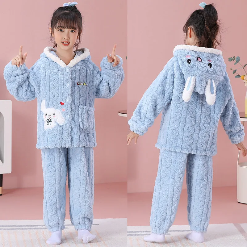 Детский фланелевой пижамный комплект с рисунком «Hello Kitty Kawaii», Sanrio для девочек и мальчиков, с капюшоном, осенне-зимняя теплая утепленная домашняя одежда, домашняя одежда
Детский фланелевой пижамный комплект с рисунком «Hello Kitty Kawaii», Sanrio для девочек и мальчиков, с капюшоном, осенне-зимняя теплая утепленная домашняя одежда, домашняя одежда