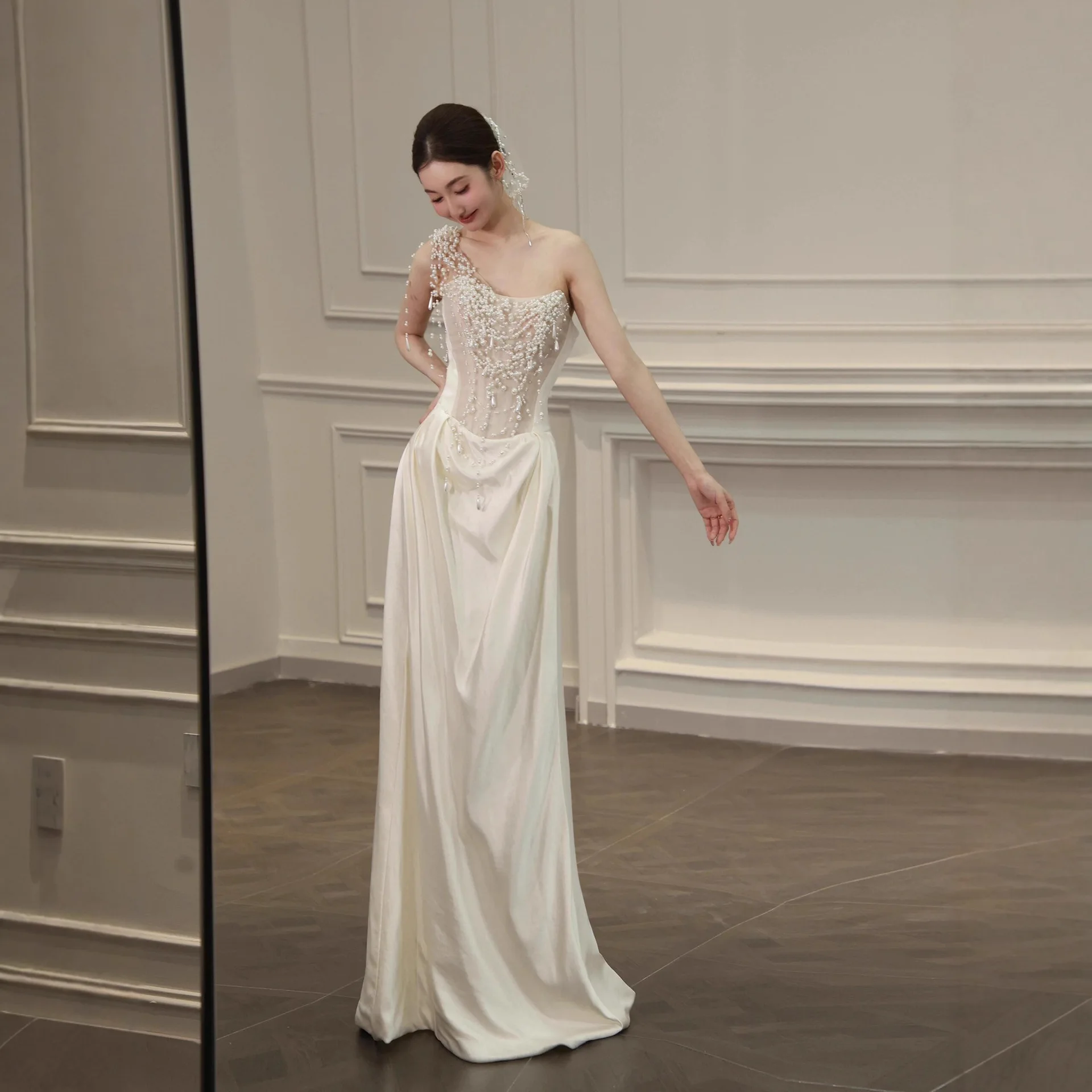 Ele Pearl Bridal Gown Fi Tail Evening Dr Wedding Guest Outfit Ceremony Dr Chic Chinese Wedding Dr
Ele Pearl Bridal Gown Fi Tail Evening Dr Wedding Guest Outfit Ceremony Dr Chic Chinese Wedding Dr