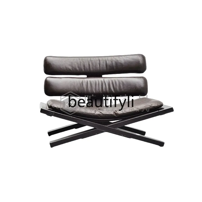 Original designer, black leather leisure chair Italian light luxury, special-shaped sofa single chair
Original designer, black leather leisure chair Italian light luxury, special-shaped sofa single chair