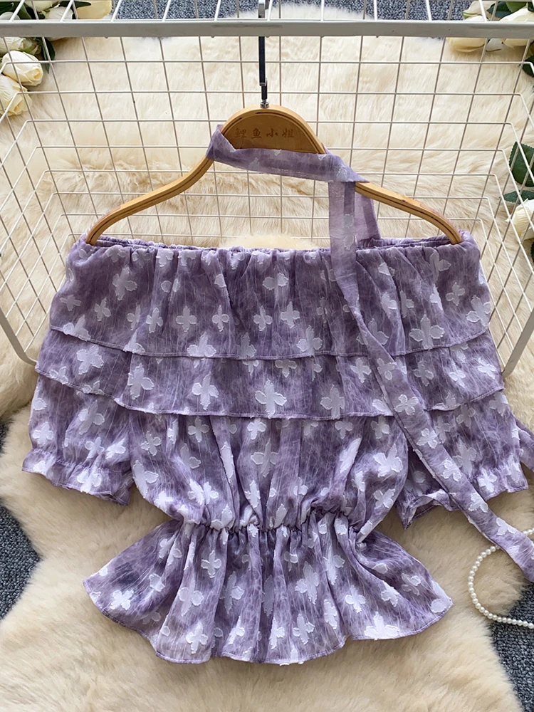 French Style Sweet Off Shoulder Lotus Leaf Bubble Sleeve Shirt Women In Summer New Slimming Design Elegant Niche Top
French Style Sweet Off Shoulder Lotus Leaf Bubble Sleeve Shirt Women In Summer New Slimming Design Elegant Niche Top