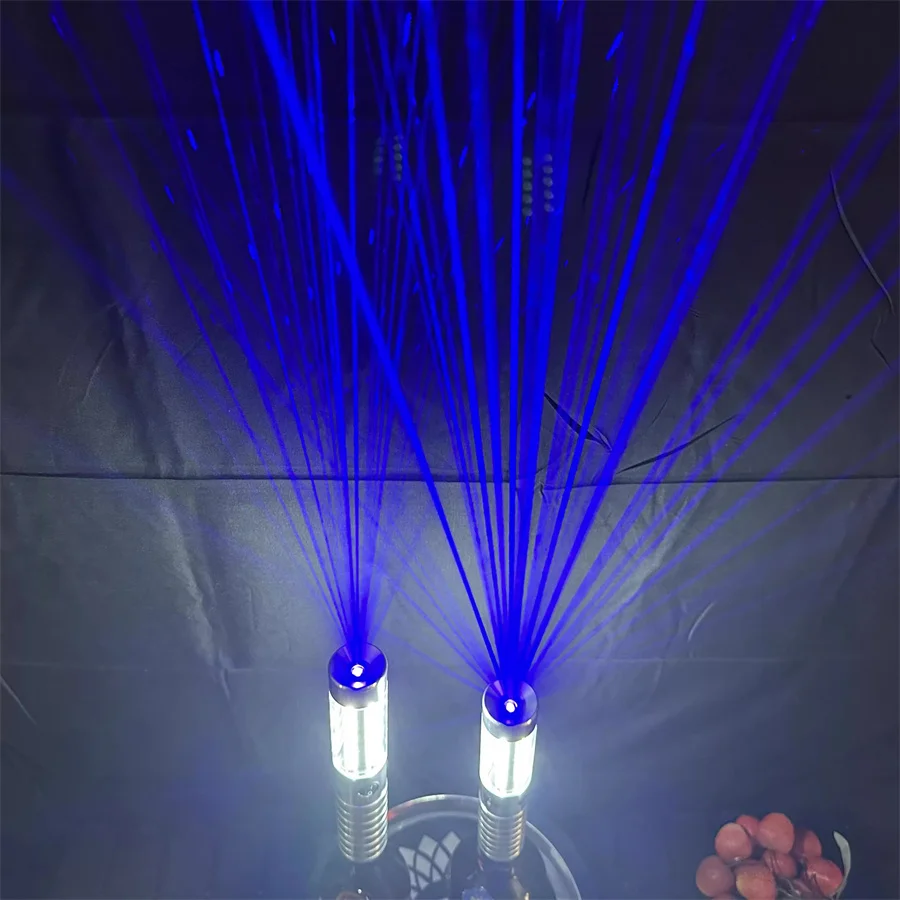 Rechargeable LED Strobe Bottle Baton With Green Red Blue Laser Light Champagne Bottle Service Sparkler Light Bar Flash Stick
Rechargeable LED Strobe Bottle Baton With Green Red Blue Laser Light Champagne Bottle Service Sparkler Light Bar Flash Stick