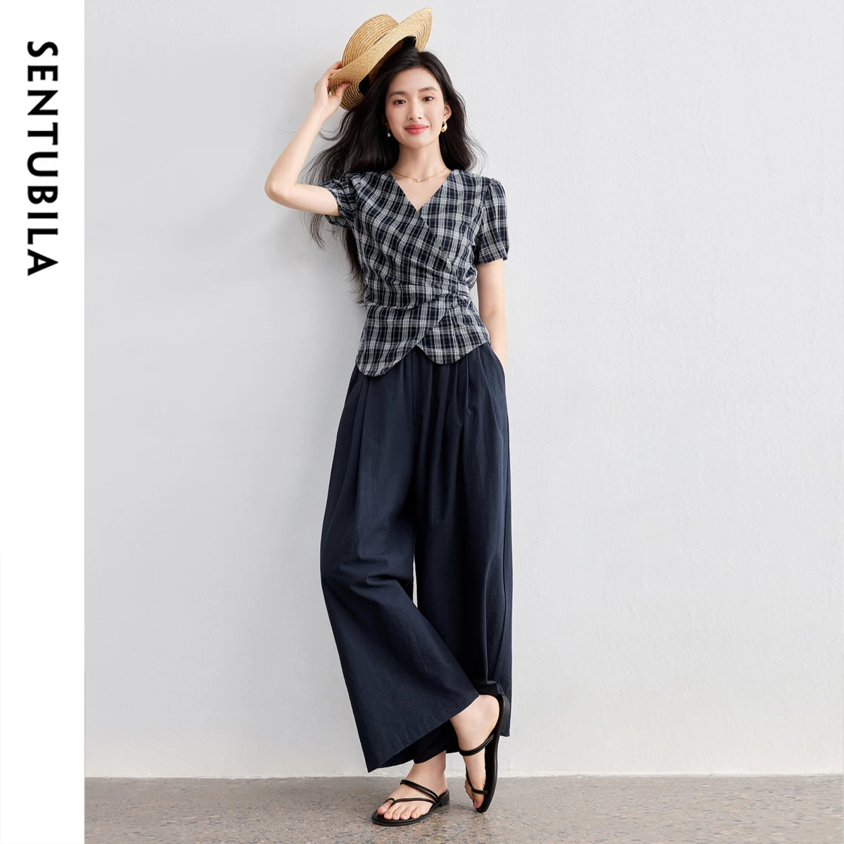SENTUBILA Women's Two Piece Matching Sets Trouser Suits Bubble Sleeve Plaid Top Pants 2025 Summer Office Women Outfits T52ZC2617
SENTUBILA Women's Two Piece Matching Sets Trouser Suits Bubble Sleeve Plaid Top Pants 2025 Summer Office Women Outfits T52ZC2617