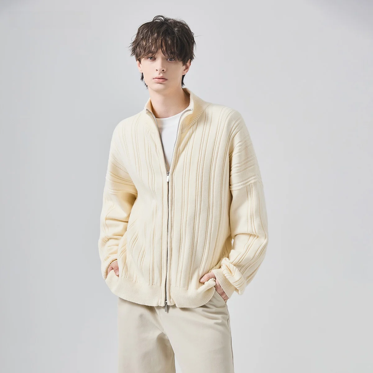 Мужской вязаный кардиган с высоким воротником для пар, осенне-зимний, молодежный, повседневный, эластичный, теплый
Мужской вязаный кардиган с высоким воротником для пар, осенне-зимний, молодежный, повседневный, эластичный, теплый