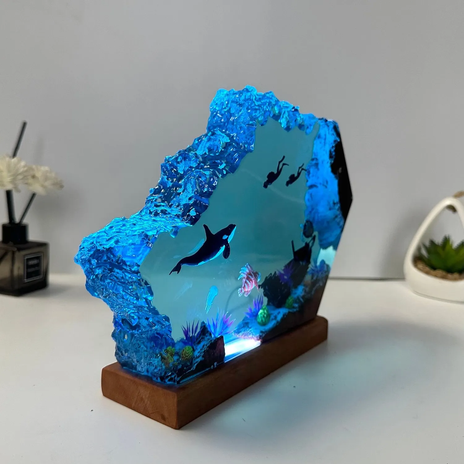 New Orca Turtle Epoxy Resin Luminous Decorative Item Wooden Handcrafted Art Decoration Birthday Christmas Gift
New Orca Turtle Epoxy Resin Luminous Decorative Item Wooden Handcrafted Art Decoration Birthday Christmas Gift