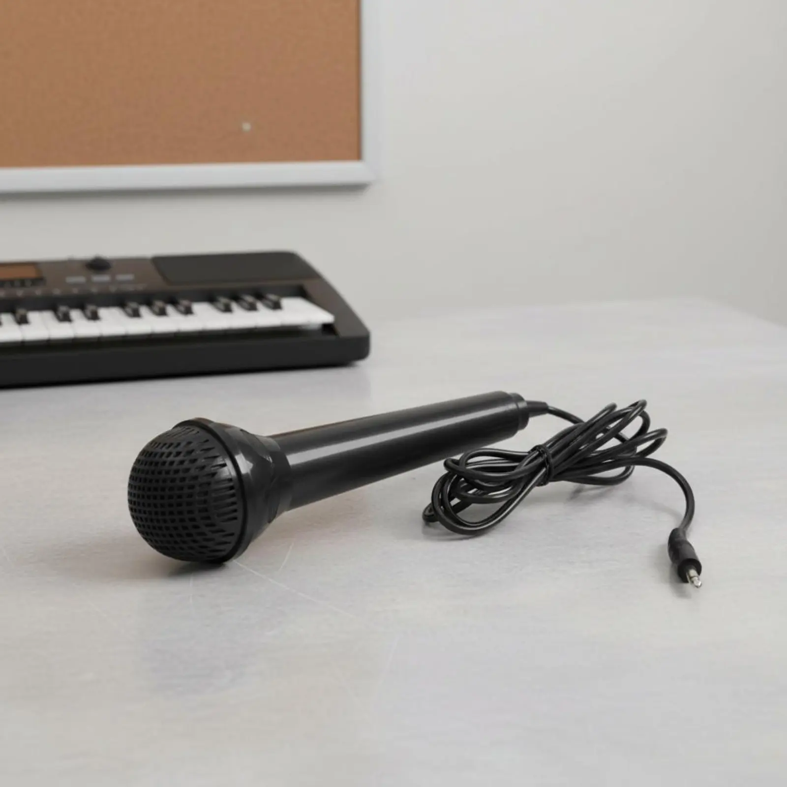 Electronic Keyboard Vocal Pickup Lightweight 3.5mm Corded Vocal Pickup Audio Equipment for Children, Home Practice
Electronic Keyboard Vocal Pickup Lightweight 3.5mm Corded Vocal Pickup Audio Equipment for Children, Home Practice