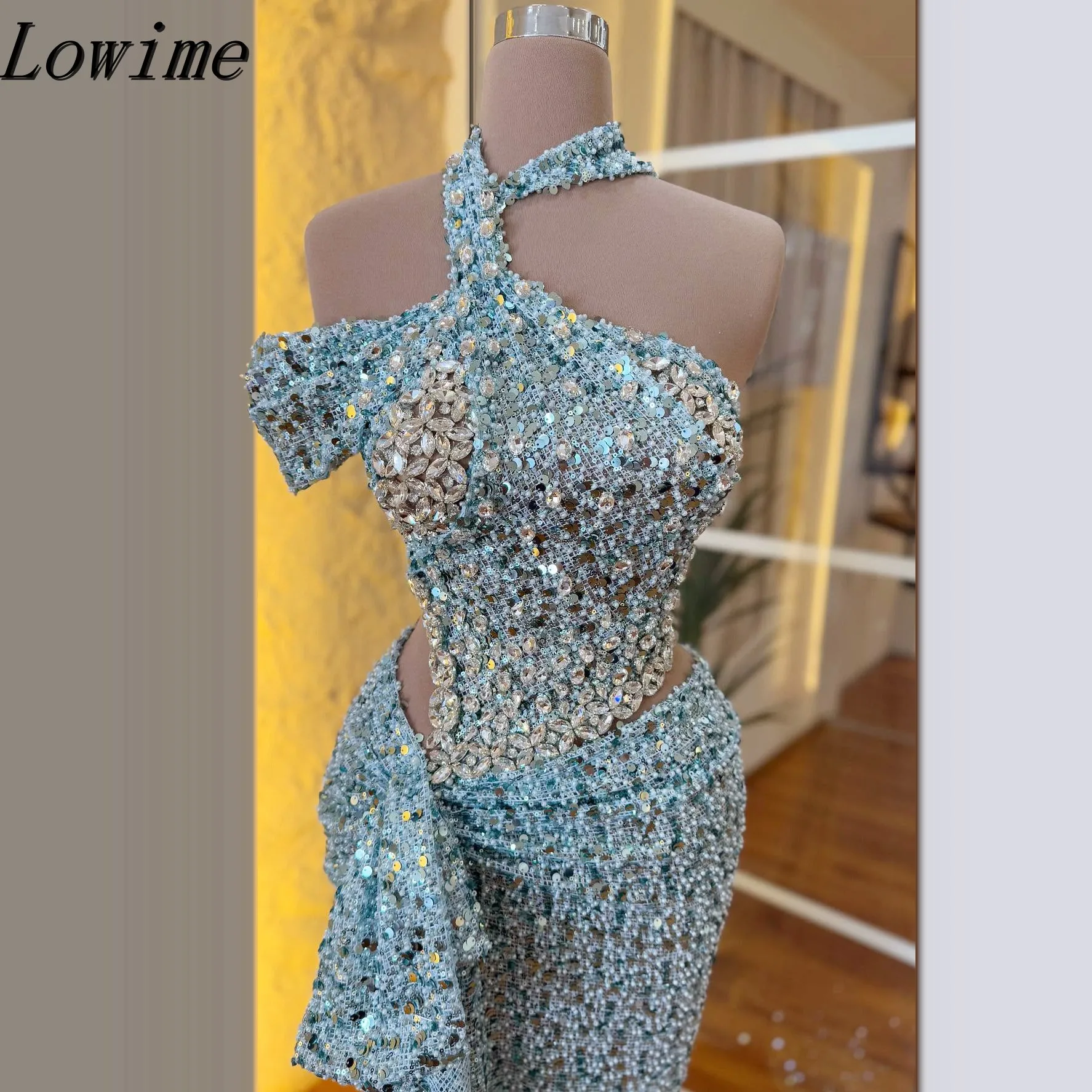 2025 New Design Women's Fashion Blue Crystals Haute Couture Luxury Beading Dinner Ball Gown Wedding Party Dress Customized
2025 New Design Women's Fashion Blue Crystals Haute Couture Luxury Beading Dinner Ball Gown Wedding Party Dress Customized
