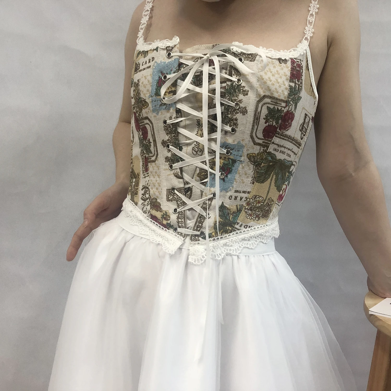 Floral Printed Bustier Garden Lace Up Overbust Corset Top Crop for women Festival Club Street Wear
Floral Printed Bustier Garden Lace Up Overbust Corset Top Crop for women Festival Club Street Wear