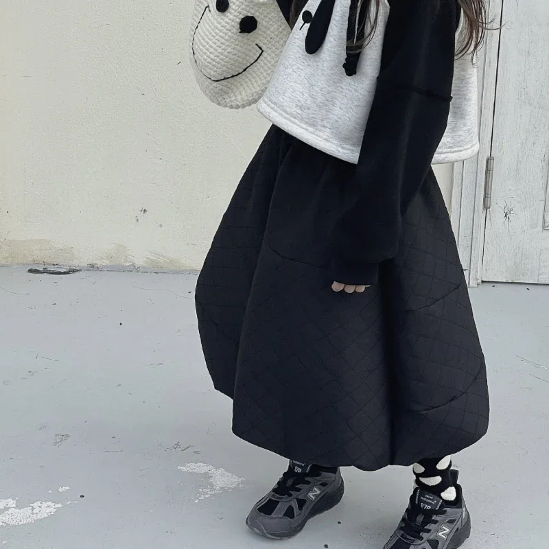 Girls Diamond Lattice Cotton-Padded Warm Skirt 2023 Winter New Korean Girl Baby Casual Loose Lantern Skirts
Girls Diamond Lattice Cotton-Padded Warm Skirt 2023 Winter New Korean Girl Baby Casual Loose Lantern Skirts