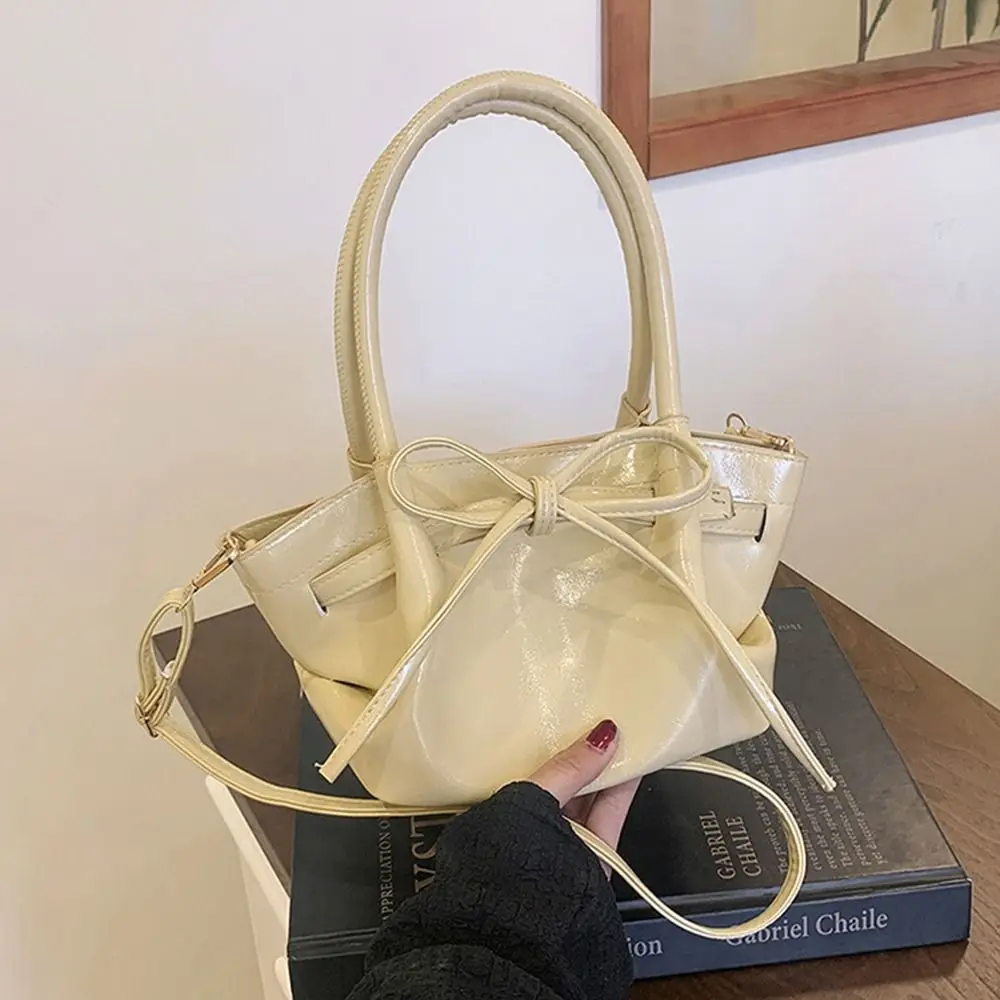 Модная элегантная сумка-корзина с бантом, нежная сумка через плечо из искусственной кожи, милая дизайнерская женская сумка для девочек
Модная элегантная сумка-корзина с бантом, нежная сумка через плечо из искусственной кожи, милая дизайнерская женская сумка для девочек