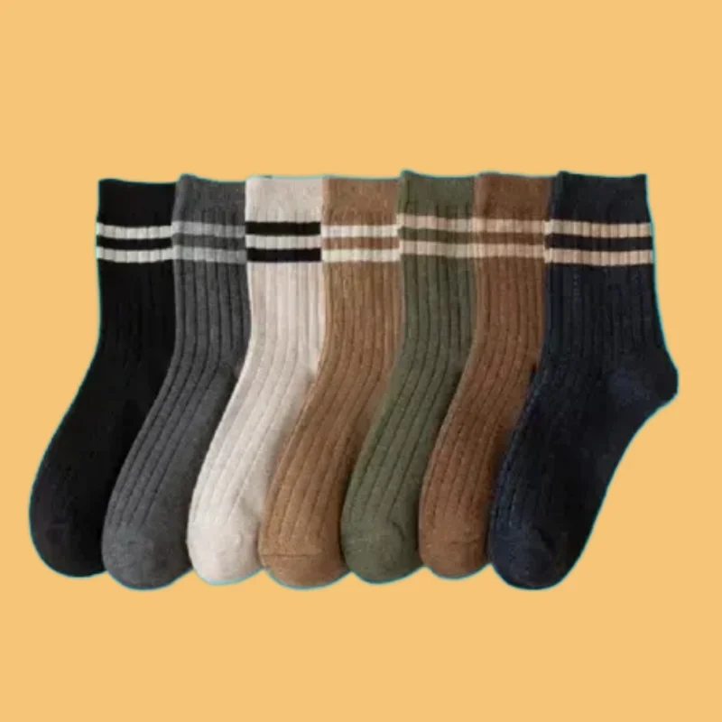 7 Pairs New High Quality Casual Breathable Socks Comfortable Mid Tube Socks Retro Socks Women Fashion Cotton Fashion Men's Socks
7 Pairs New High Quality Casual Breathable Socks Comfortable Mid Tube Socks Retro Socks Women Fashion Cotton Fashion Men's Socks