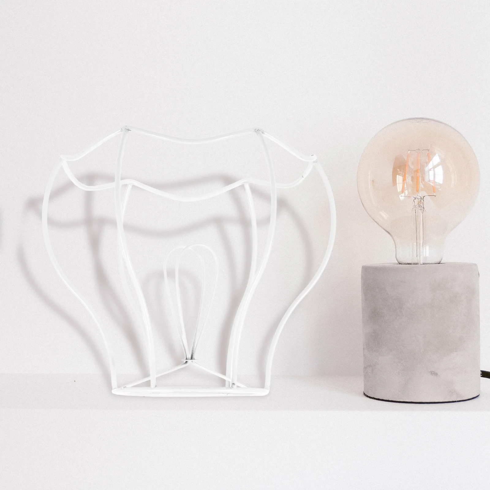 Retro European Style Lampshade Bracket Metal Frame For Diy Table Lamp Chandelier Cage Light Shade Holder Wire Frame
Retro European Style Lampshade Bracket Metal Frame For Diy Table Lamp Chandelier Cage Light Shade Holder Wire Frame