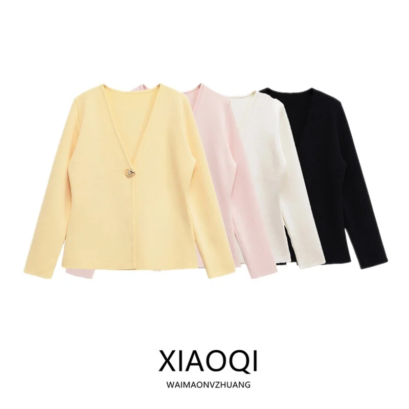 Ele Simple V-ne Long Sve Knitted Jaet New Arrival Spring 2025 Women's Faion Commute Sle Regular Length
Ele Simple V-ne Long Sve Knitted Jaet New Arrival Spring 2025 Women's Faion Commute Sle Regular Length