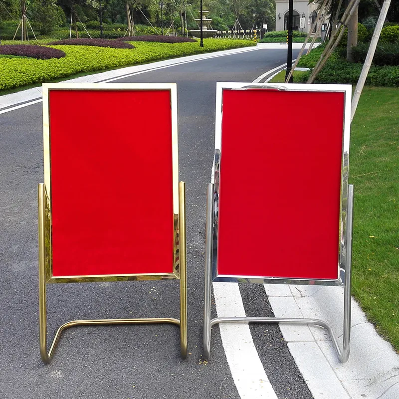 Rust steel L-foot indicator
Rust steel L-foot indicator