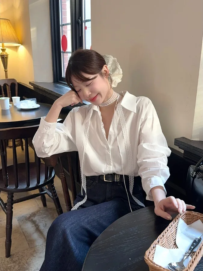 Женская рубашка больших размеров с кружевным воротником и длинными рукавами, новая весенняя модель, повседневная, свободного кроя, дышащая, комфортная, приятная для кожи
Женская рубашка больших размеров с кружевным воротником и длинными рукавами, новая весенняя модель, повседневная, свободного кроя, дышащая, комфортная, приятная для кожи