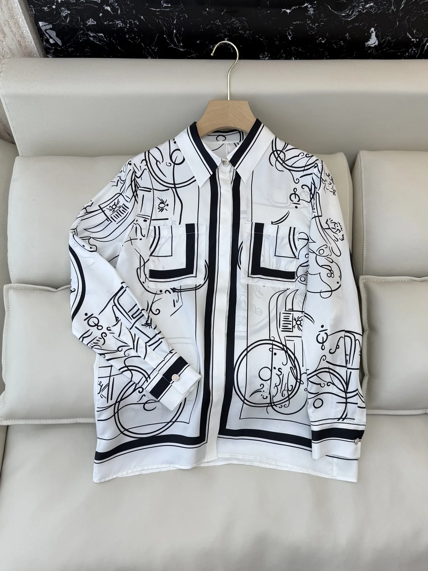 Spring Summer New Arrival Silk Long Sleeve Printed Collar Women's Shirt Comfortable Breathable Casual Style A-Line Silhouette
Spring Summer New Arrival Silk Long Sleeve Printed Collar Women's Shirt Comfortable Breathable Casual Style A-Line Silhouette