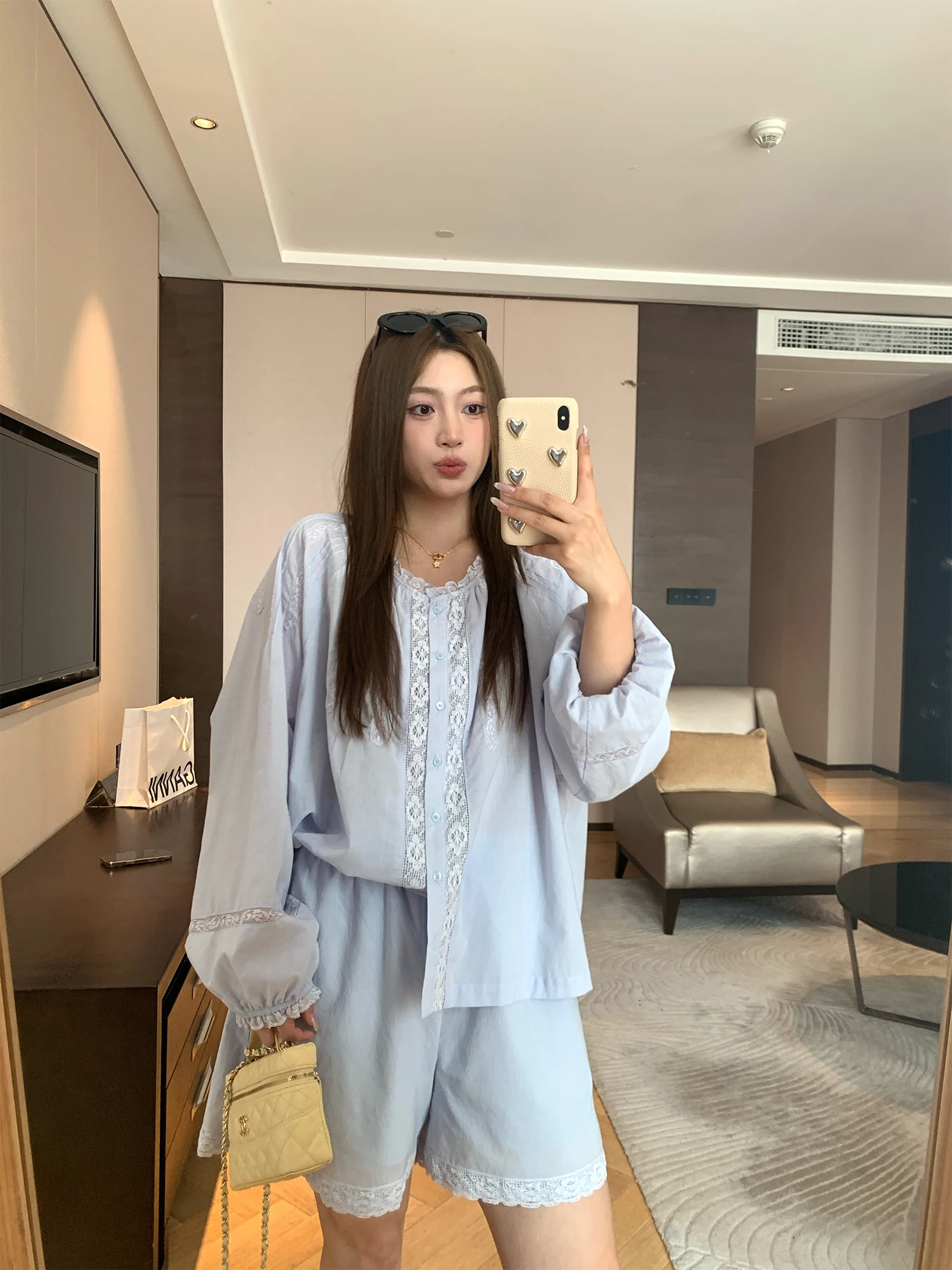 NAZ Large Size Spring Cotton Blend Lace Trim Shirt Casual High Waist Short Pants Fashionable Two-Piece Set for plus Size Women
NAZ Large Size Spring Cotton Blend Lace Trim Shirt Casual High Waist Short Pants Fashionable Two-Piece Set for plus Size Women
