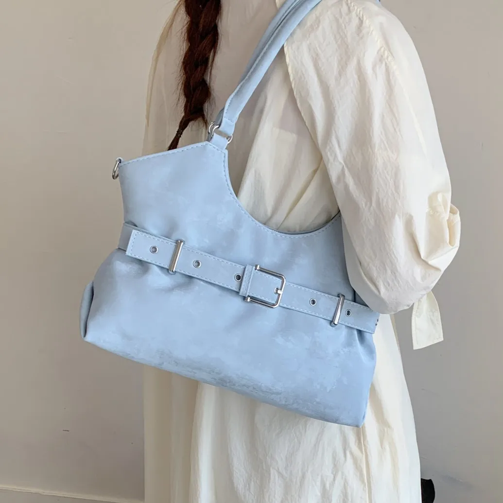Spring Summer Style Popular Cool Girl Motorcycle Bag Underarm Bag Ladies Belt Buckle Design Large Capacity Shoulder Armpit Bag
Spring Summer Style Popular Cool Girl Motorcycle Bag Underarm Bag Ladies Belt Buckle Design Large Capacity Shoulder Armpit Bag