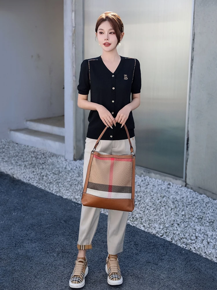 British Style V-Neck Short Sleeve Knitted Open Cardigan Slimming Single Button Pure Color Women's Fashion Spring Autumn New M...
British Style V-Neck Short Sleeve Knitted Open Cardigan Slimming Single Button Pure Color Women's Fashion Spring Autumn New M...