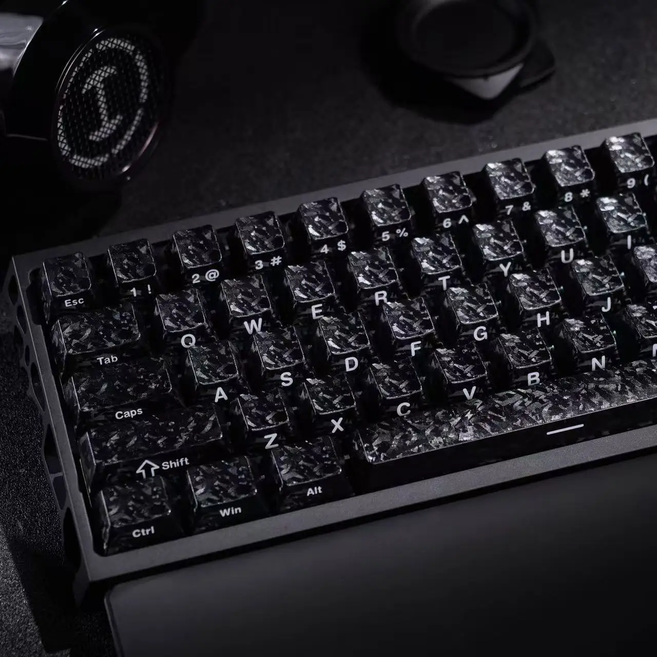 Carbon fiber keycap satin carbon texture side engraving impervious original magnetic axis mechanical keyboard cap wooting night
Carbon fiber keycap satin carbon texture side engraving impervious original magnetic axis mechanical keyboard cap wooting night