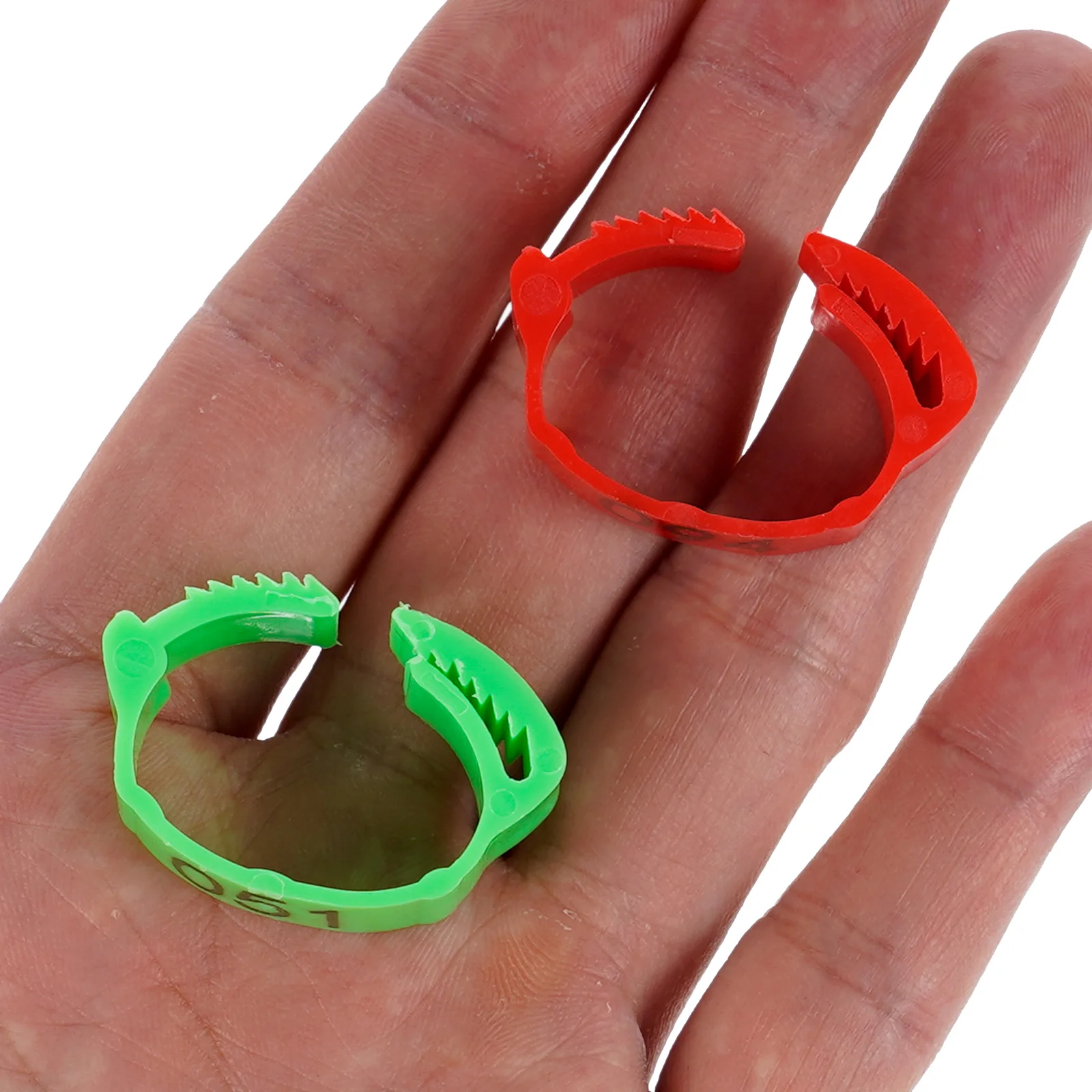 200Pcs Poultry Leg Bands Reusable Chicken Foot Rings for Identification Tracking Chicks Ducks Roosters Marker Ring Set
200Pcs Poultry Leg Bands Reusable Chicken Foot Rings for Identification Tracking Chicks Ducks Roosters Marker Ring Set