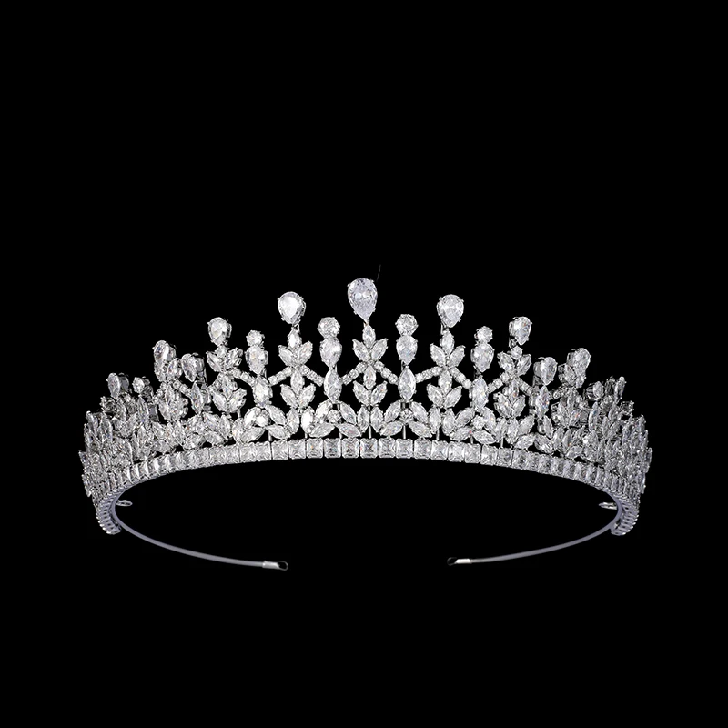 Tiaras And Crown HADIYANA Elegant Exquisite Lady Wedding Bridal Party Got Engaged Head Ornaments Fashion BC7036 Women Accessory
Tiaras And Crown HADIYANA Elegant Exquisite Lady Wedding Bridal Party Got Engaged Head Ornaments Fashion BC7036 Women Accessory