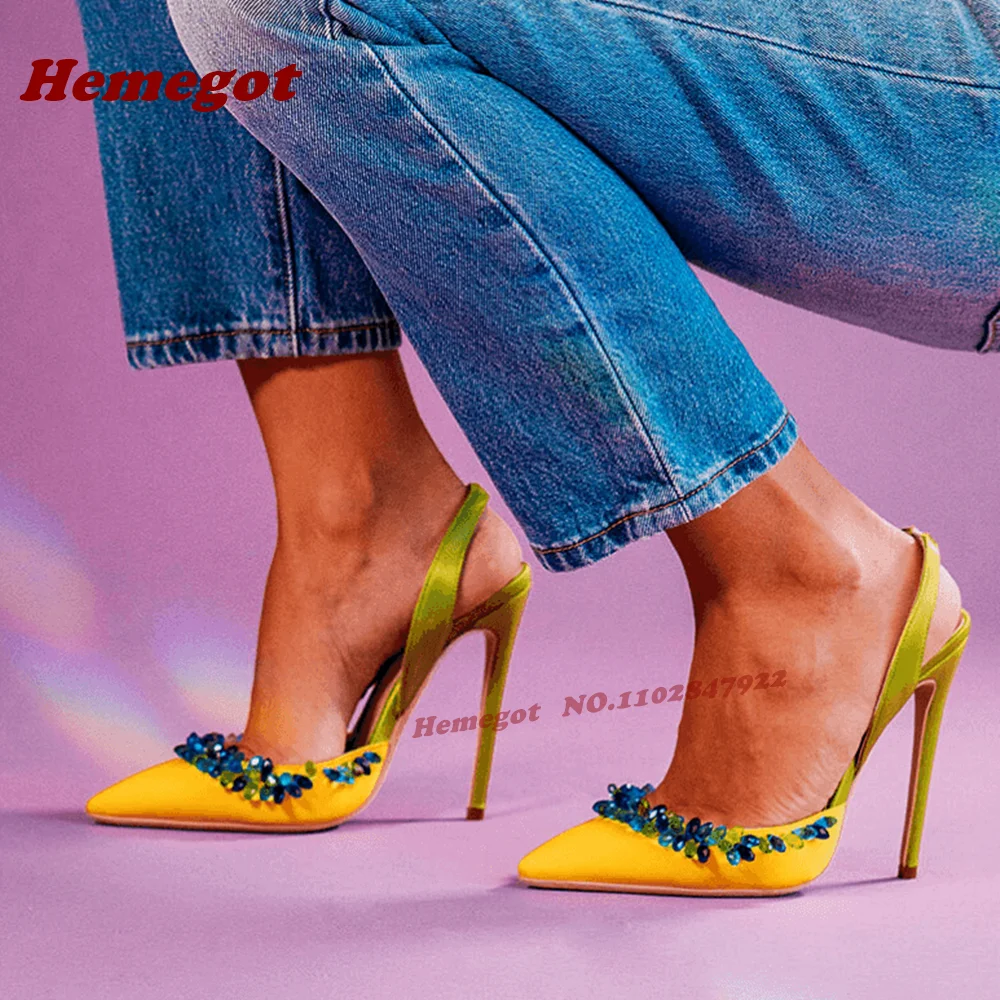 Синие туфли-лодочки на шпильке со стразами, украшенные стразами, элегантные туфли с открытой пяткой, роскошные туфли без шнуровки с острым носком, атласные туфли в стиле пэчворк
Синие туфли-лодочки на шпильке со стразами, украшенные стразами, элегантные туфли с открытой пяткой, роскошные туфли без шнуровки с острым носком, атласные туфли в стиле пэчворк