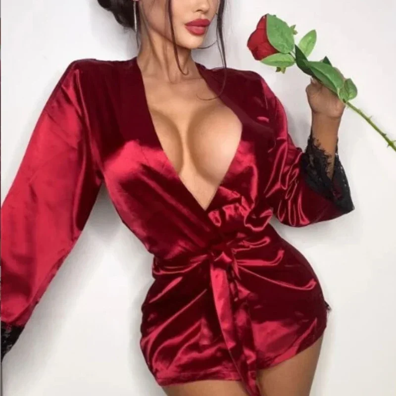 Сексуальное боди, женское нижнее белье, лоскутное кружевное нижнее белье с открытой спиной, женская одежда для сна с глубоким V-образным вырезом, короткое платье
Сексуальное боди, женское нижнее белье, лоскутное кружевное нижнее белье с открытой спиной, женская одежда для сна с глубоким V-образным вырезом, короткое платье