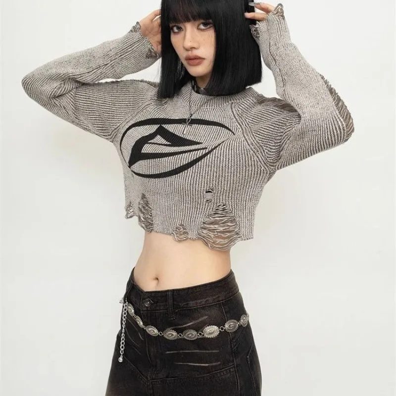 Top Knitwear Women's Autumn American-style Retro Distressed Cut-out Knit Cropped Fitted Long-sleeved New Comfortable Versatile
Top Knitwear Women's Autumn American-style Retro Distressed Cut-out Knit Cropped Fitted Long-sleeved New Comfortable Versatile