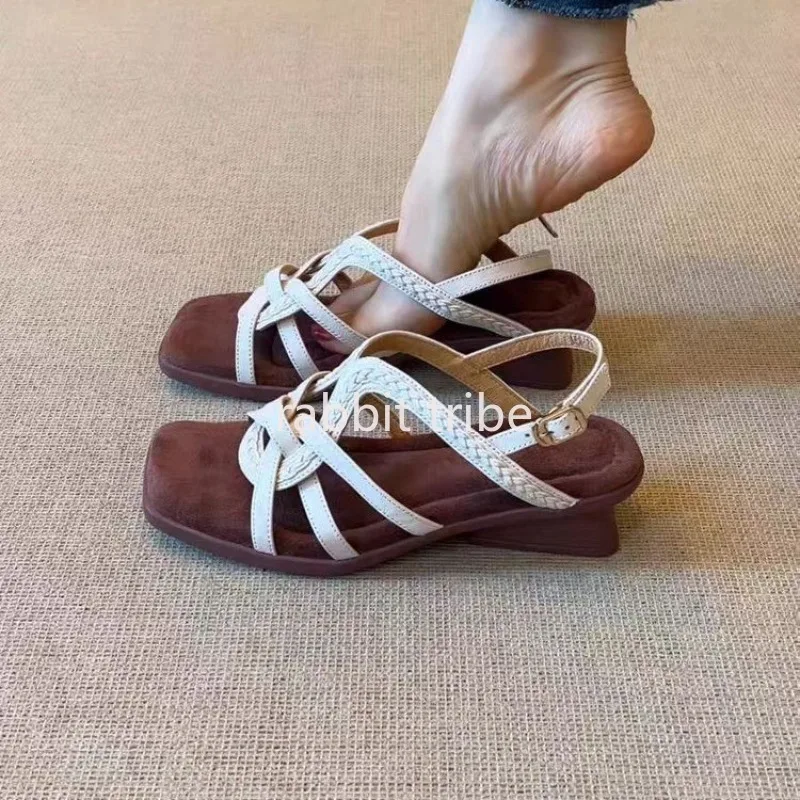 New Cross Lace Women's Sandals Square Head with Buckle Solid Color Women's Shoes Slope Heel Comfortable Fish Mouth Sandals
New Cross Lace Women's Sandals Square Head with Buckle Solid Color Women's Shoes Slope Heel Comfortable Fish Mouth Sandals