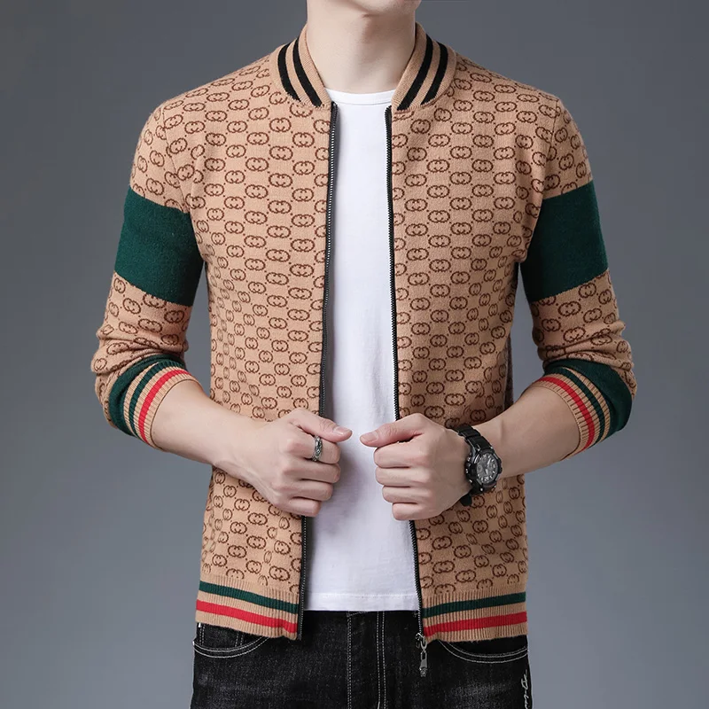 Европейская станция, мужская осенняя модная брендовая куртка с воротником с принтом, элитная бейсбольная куртка, повседневная куртка, мужской топ, мужской стиль
Европейская станция, мужская осенняя модная брендовая куртка с воротником с принтом, элитная бейсбольная куртка, повседневная куртка, мужской топ, мужской стиль