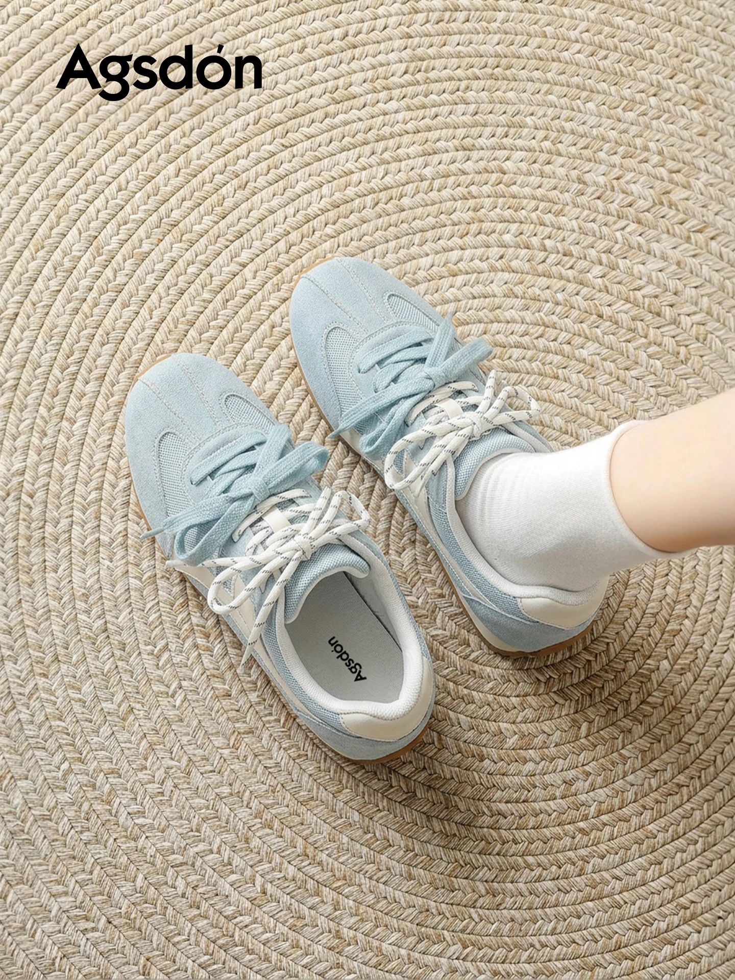 Zhang Yifan Ballet Dequn Shoes Women's 2026 New Summer Flat Mesh Breathable Casual Sports Sneakers Low Top round Toe PVC Outsole
Zhang Yifan Ballet Dequn Shoes Women's 2026 New Summer Flat Mesh Breathable Casual Sports Sneakers Low Top round Toe PVC Outsole