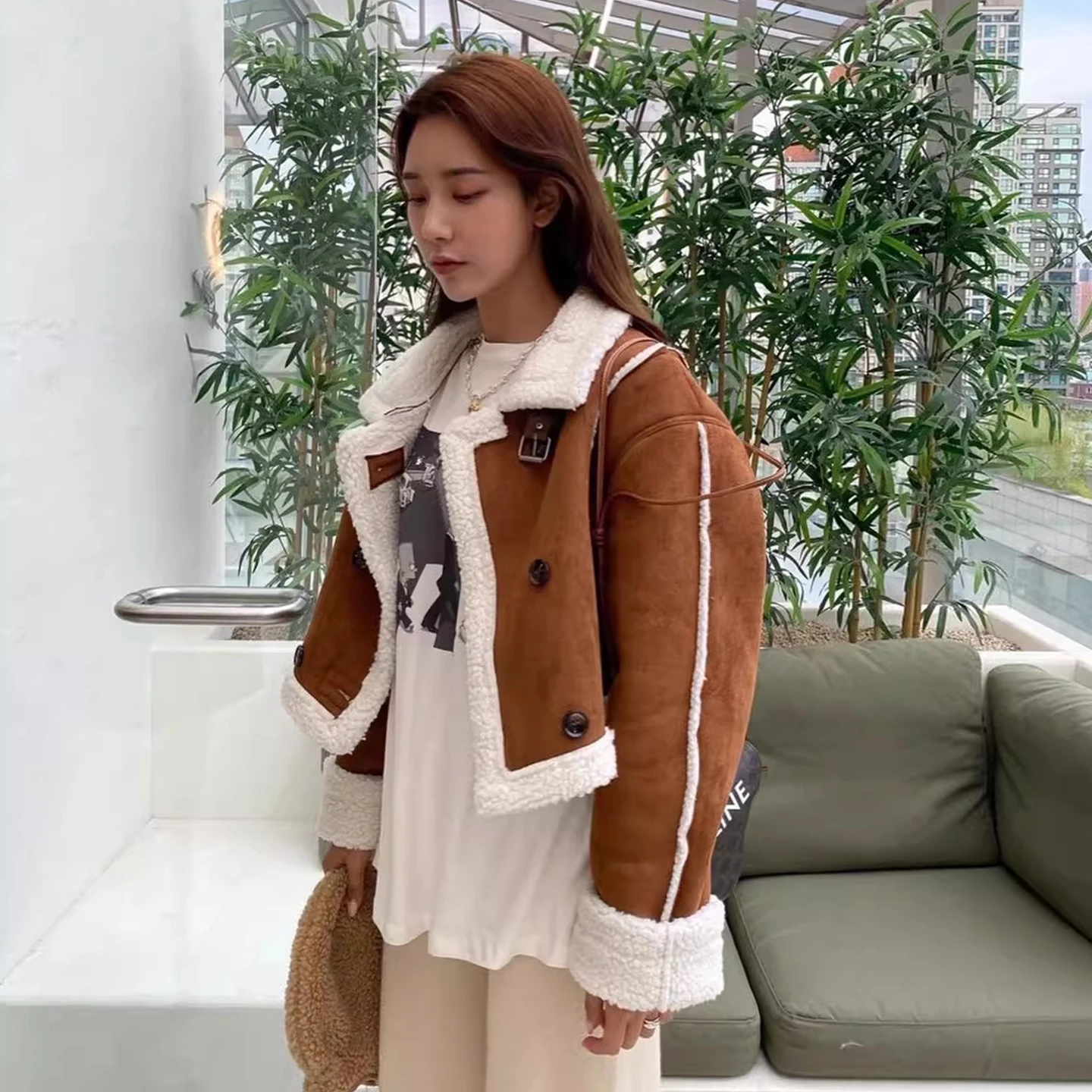 Retro Ele Patchwork Fur Leather ort Women's Jaet Autumn Winter Loose Double Button Cotton Coat Warm Commute Sle
Retro Ele Patchwork Fur Leather ort Women's Jaet Autumn Winter Loose Double Button Cotton Coat Warm Commute Sle