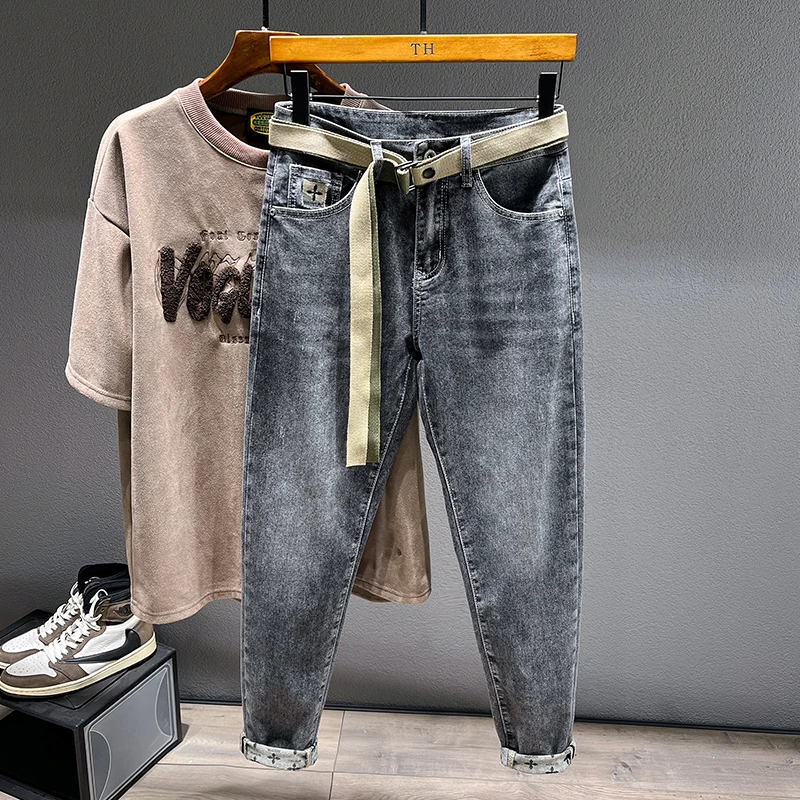 Loose Fit Casual Men's Jeans Elastic Waist Straight Leg Long Trousers Autumn Winter Fashion Brand Cotton Denim Pants
Loose Fit Casual Men's Jeans Elastic Waist Straight Leg Long Trousers Autumn Winter Fashion Brand Cotton Denim Pants