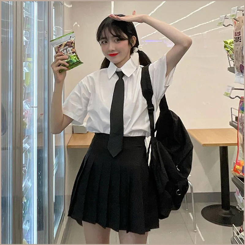 Japanese Sle JK orm ort Sve irt Skirt Set for Women Students Sweet College Sle Class orm Outfit Set
Japanese Sle JK orm ort Sve irt Skirt Set for Women Students Sweet College Sle Class orm Outfit Set