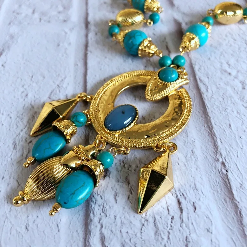 Electroplated Real Gold Turquoise Necklace Silver Needle Stud Earrings, Brushed Pendant, Court Style Sweater Chain
Electroplated Real Gold Turquoise Necklace Silver Needle Stud Earrings, Brushed Pendant, Court Style Sweater Chain