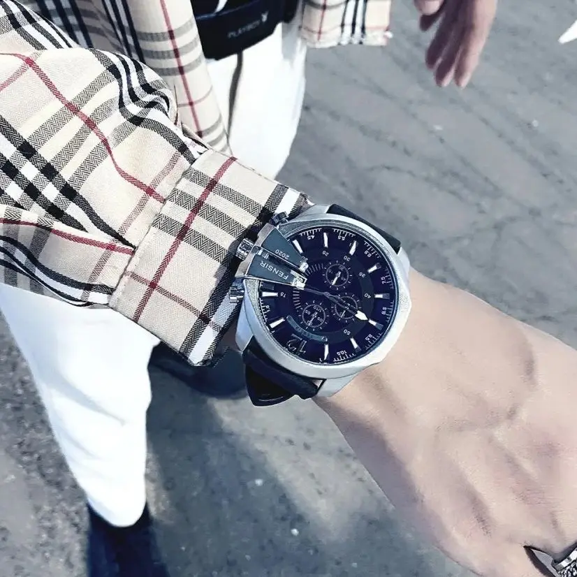 Luxury Oversized Dial Business Casual Men's Quartz Watch, Round Dial, Leather Strap, European and American Style New Trendy Personality Street Cool Handsome Social Guy Youth Student Trendy Men's Watch
Luxury Oversized Dial Business Casual Men's Quartz Watch, Round Dial, Leather Strap, European and American Style New Trendy Personality Street Cool Handsome Social Guy Youth Student Trendy Men's Watch