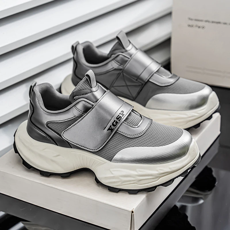Fashion Silver Men Casual Sneakers Hook and Loop Designer Platform Sneakers Men Summer Breathable Trend Shoes Men Sports Shoes
Fashion Silver Men Casual Sneakers Hook and Loop Designer Platform Sneakers Men Summer Breathable Trend Shoes Men Sports Shoes