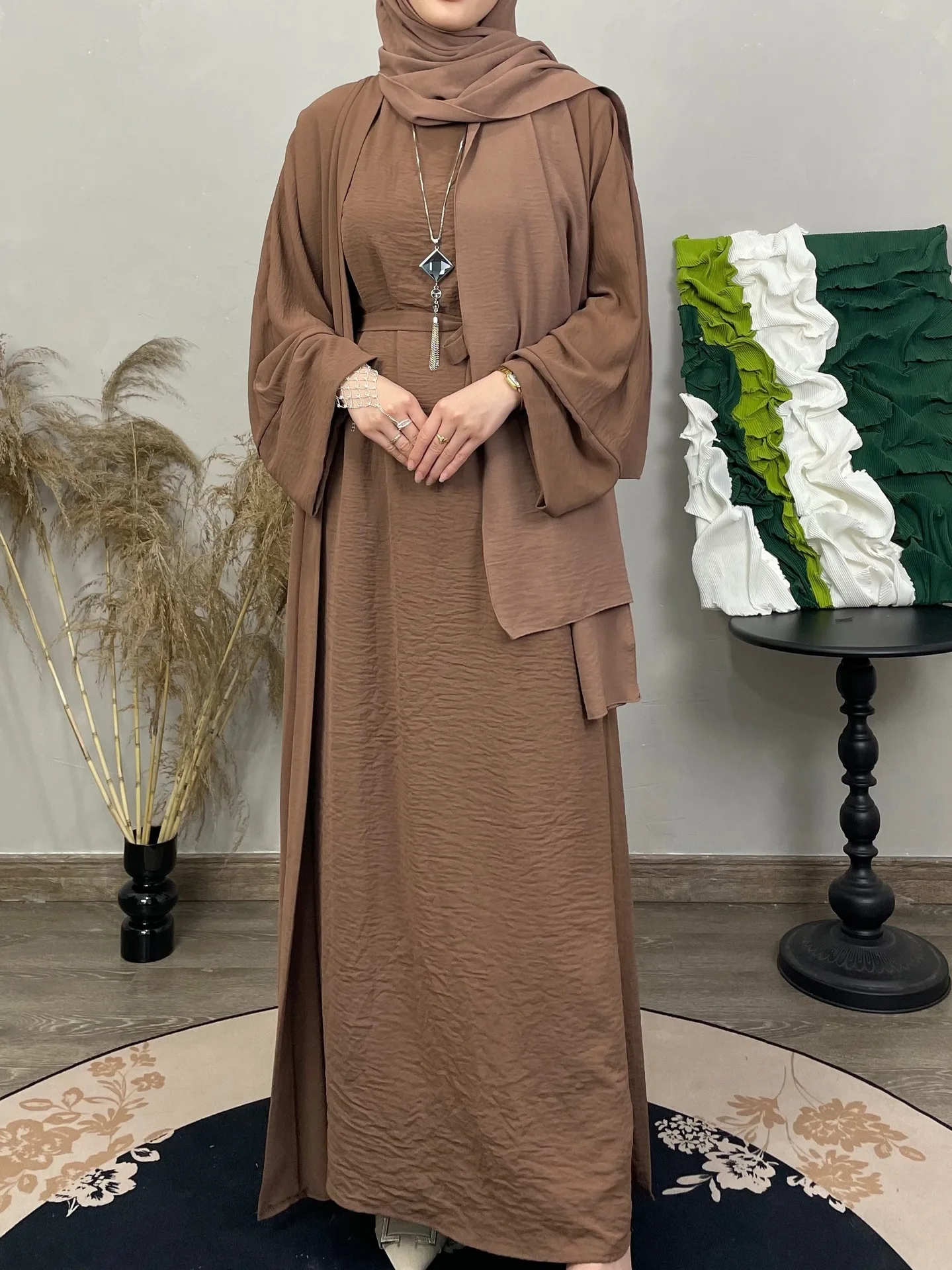 Muslim Long Dress Socialite Style Women's Clothing 2-piece Set Dress Belt Long Robe Temperament Spring New Women's Clothing Set
Muslim Long Dress Socialite Style Women's Clothing 2-piece Set Dress Belt Long Robe Temperament Spring New Women's Clothing Set