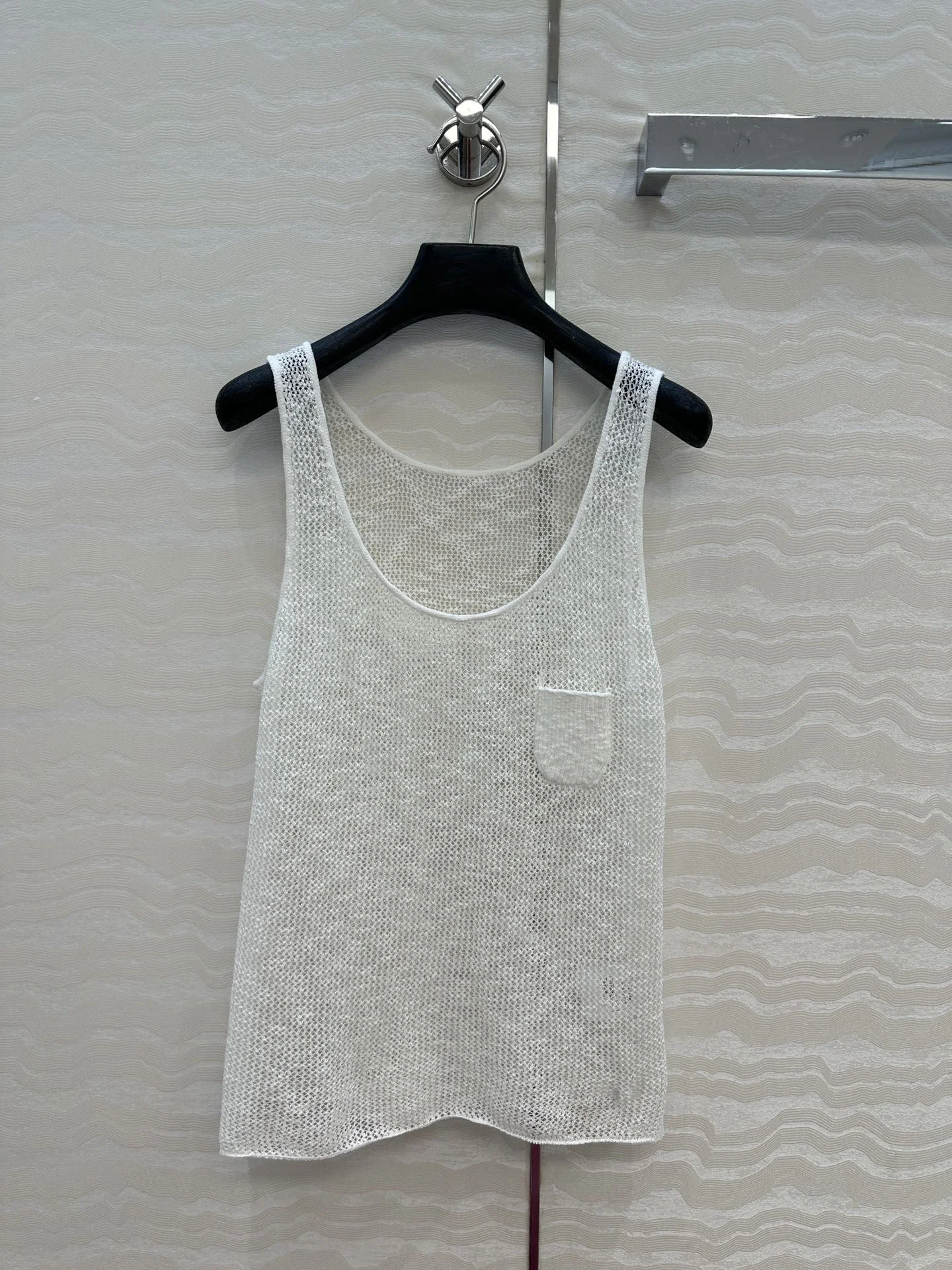 Beach Summer New Product White Moonlight Snowflake Cotton Knitted U-neck Tank Top with Small and Transparent Thread, Versatile
Beach Summer New Product White Moonlight Snowflake Cotton Knitted U-neck Tank Top with Small and Transparent Thread, Versatile