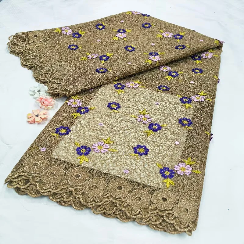 5 Yard 3D Flower Mesh Lace Embroidery High Quality 2026 African Guipure Lace Fabric Elegant Nigerian Wedding Evening Dress
5 Yard 3D Flower Mesh Lace Embroidery High Quality 2026 African Guipure Lace Fabric Elegant Nigerian Wedding Evening Dress